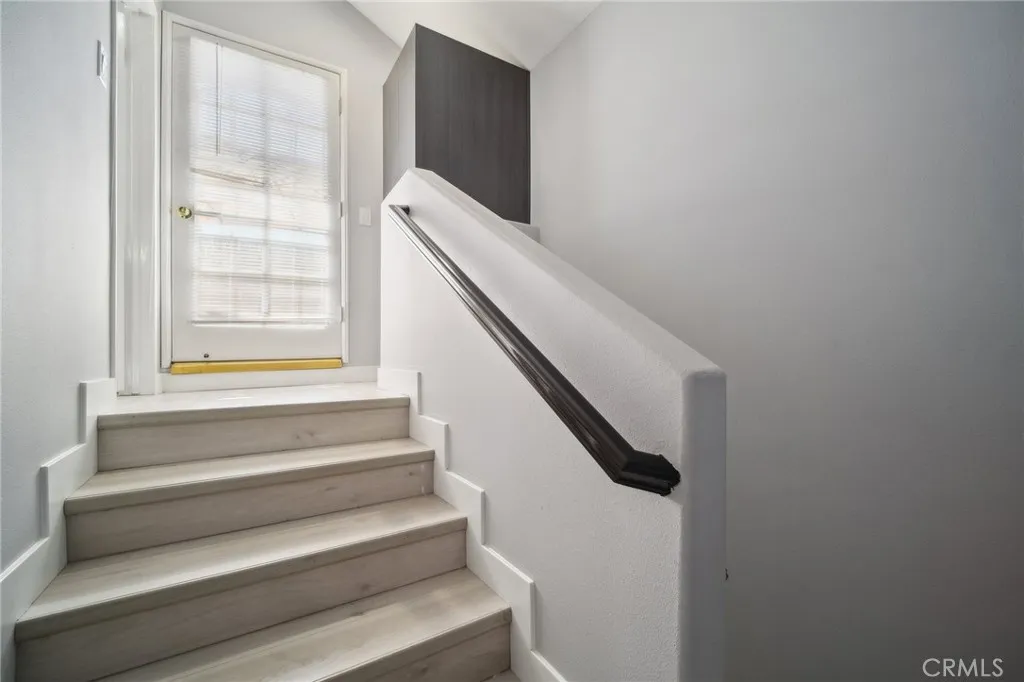 10659 Bloomfield Street, Toluca Lake, California 91602 home-pic-34